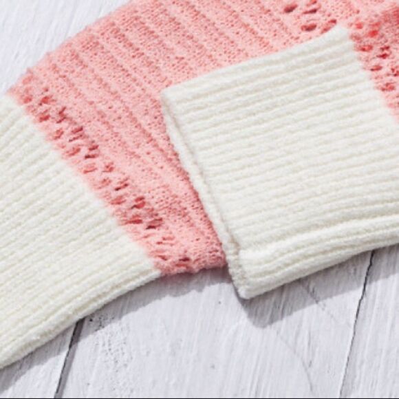 Multicolored Knitted Hoodie  - Picture 10 of 13